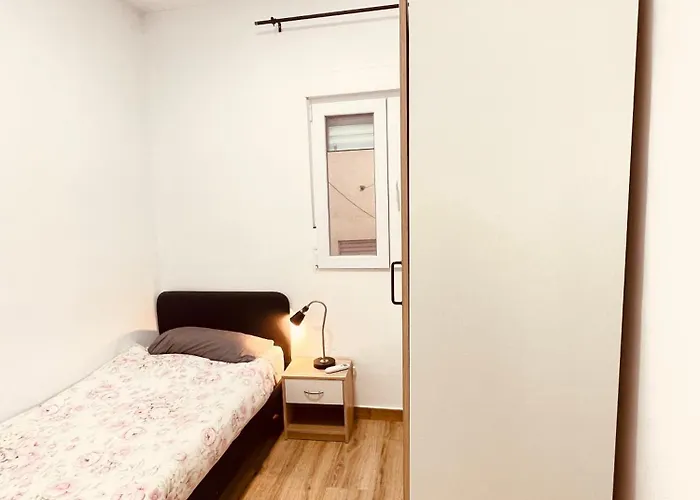 os Tarradellas Sants Estacio